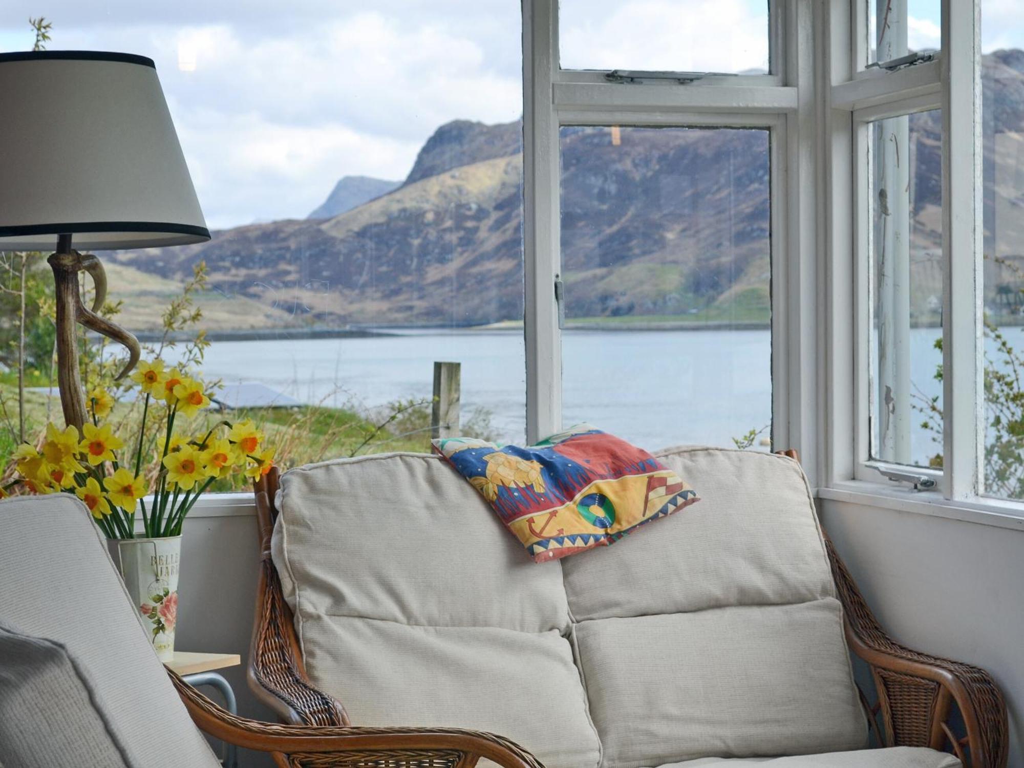Loch Shore Cottage Дорни Экстерьер фото